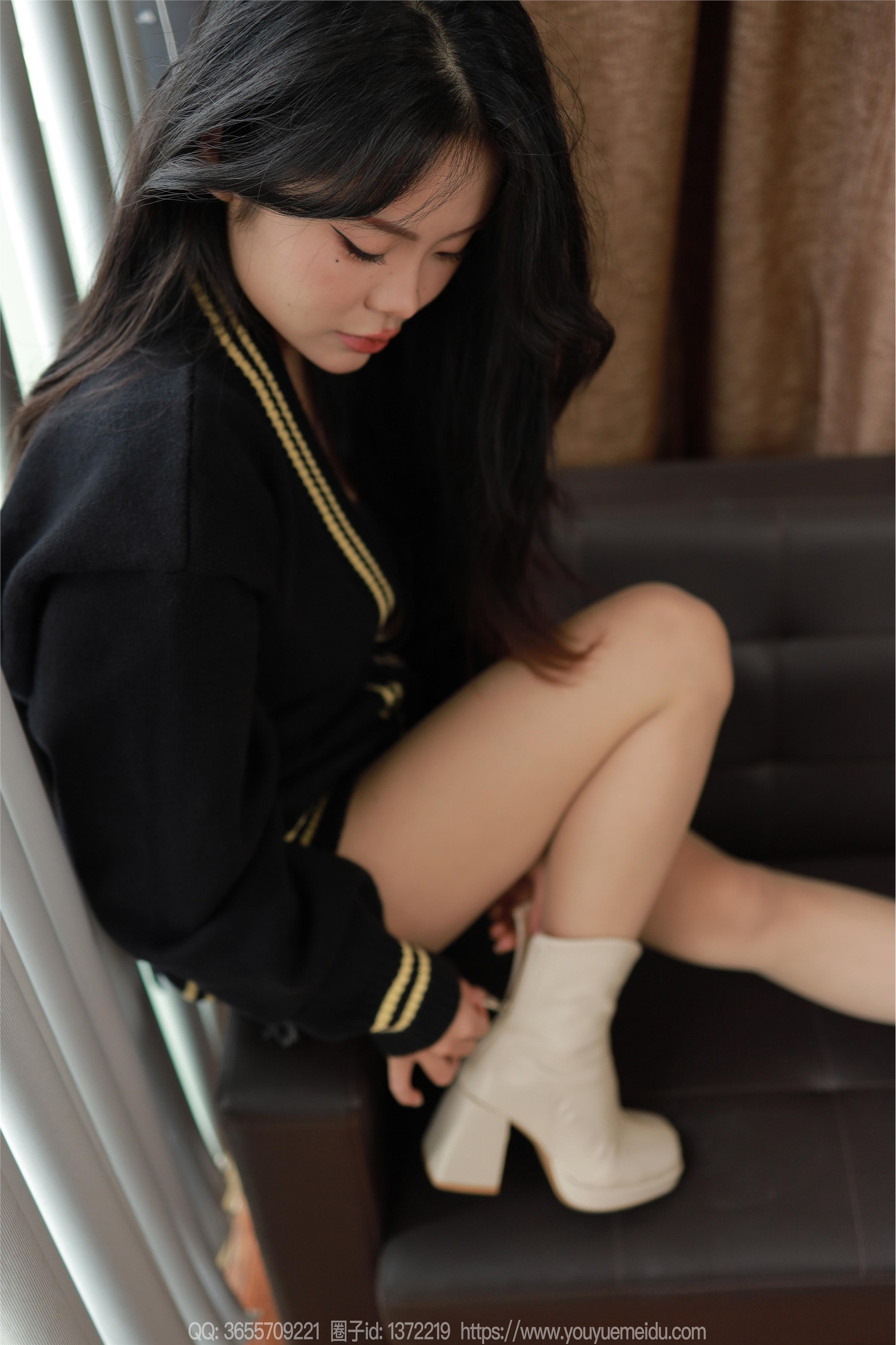 IESS异思趣向  2025.01.05 丝享家 1942 兔兔《白色靴子（上）》